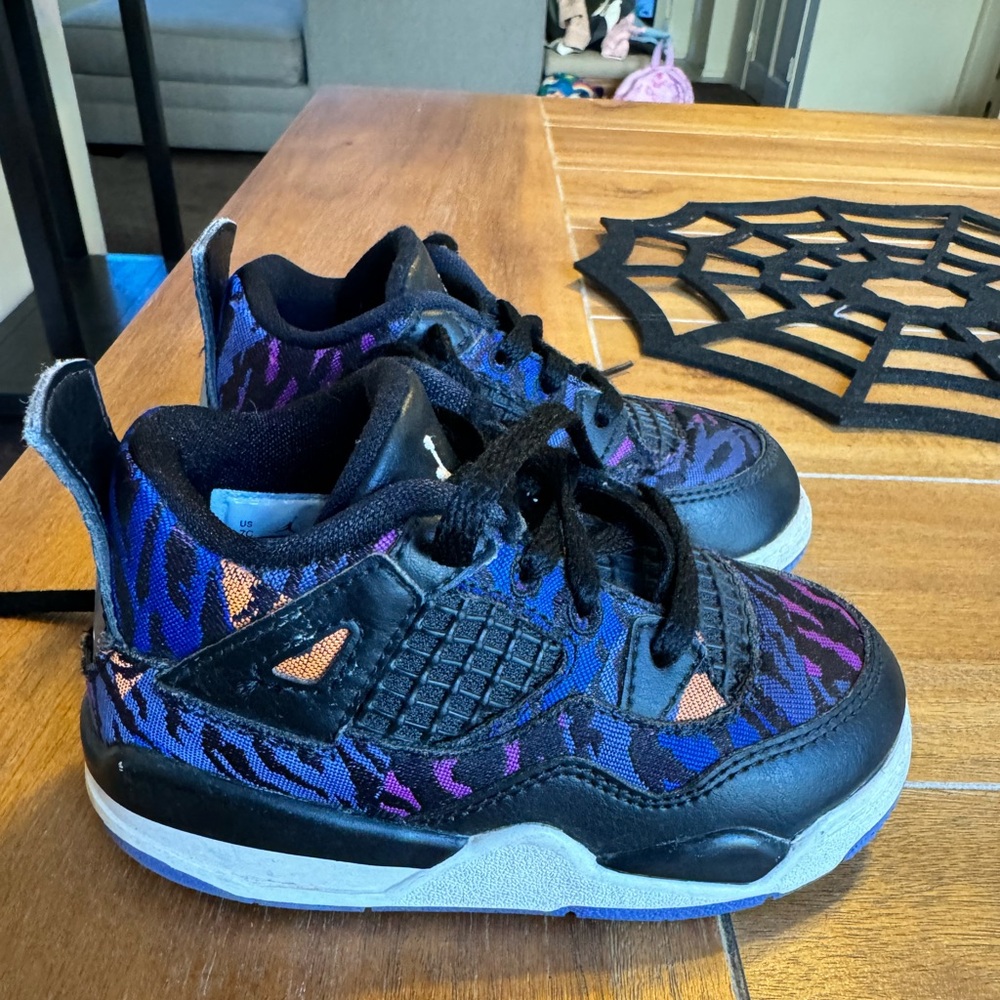Nike Jordan’s Toddler Size 7